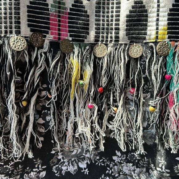 AMERICA & BEYOND Women's Cotton Floral Fringe Medallion Boho Tote Bag Black - Picture 4 of 16